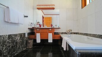 Amazing Ngapali Resort