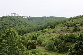 Eagle's Nest Condo Resort