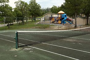 Eagle's Nest Condo Resort