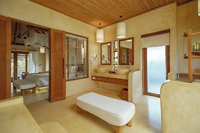 High Season Pool Villa & Spa
