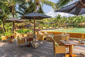 High Season Pool Villa & Spa