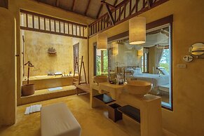 High Season Pool Villa & Spa