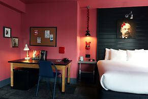 Hôtel Gaythering - Gay Hotel - All Adults Welcome