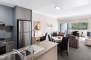 Oaks Brisbane Mews Suites