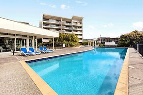 Oaks Brisbane Mews Suites