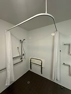 Quest King William South