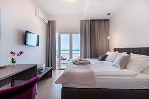 Beachfront Apartmants Zanic