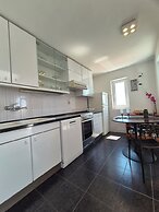 Beachfront Apartmants Zanic