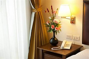 S.M. Grande Residence