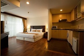 S.M. Grande Residence