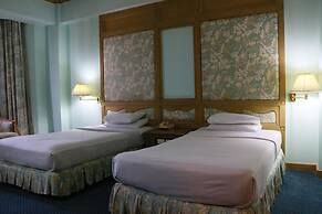 Diamond River Ping Petch-Ngam Hotel
