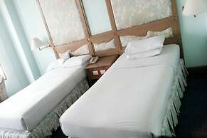 Diamond River Ping Petch-Ngam Hotel