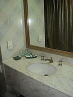 Diamond River Ping Petch-Ngam Hotel