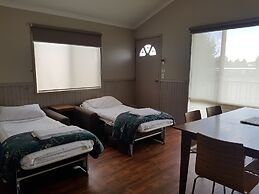 Canberra Carotel Motel