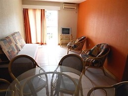 Elixir Hotel and Serviced Apartments