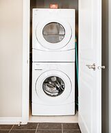 Canterra Suites Hotel