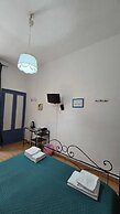 Meltin' Rome Guesthouse