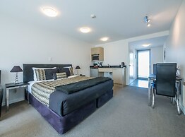 Bellano Motel Suites