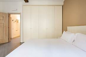 Brera Apartments in Garibaldi