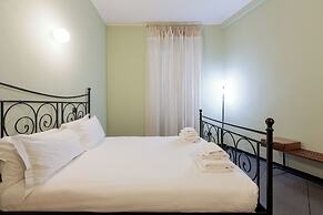 Brera Apartments in Garibaldi