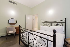 Brera Apartments in Garibaldi