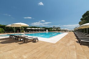 Hotel & Resort Gallia