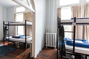 Cambie Hostel Gastown
