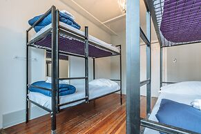 Cambie Hostel Gastown