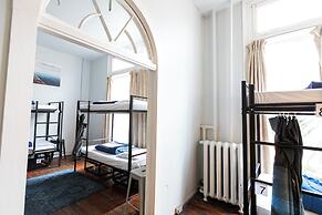 Cambie Hostel Gastown