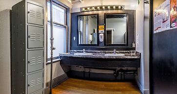 Cambie Hostel Gastown