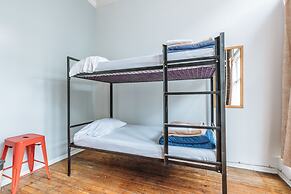 Cambie Hostel Gastown