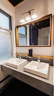 Cambie Hostel Gastown