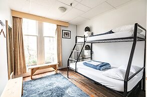 Cambie Hostel Gastown