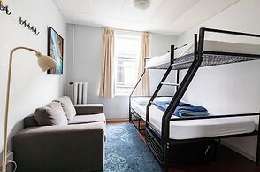 Cambie Hostel Gastown