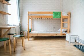 Downtown Forest Hostel & Camping