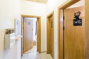 Downtown Forest Hostel & Camping