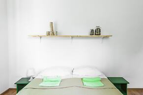 Downtown Forest Hostel & Camping