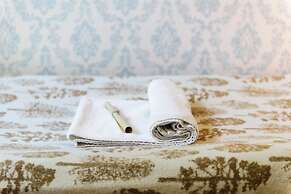 Downtown Forest Hostel & Camping