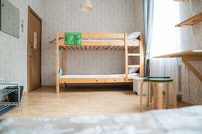 Downtown Forest Hostel & Camping