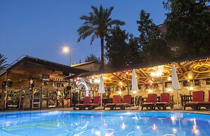 Fatih Hotel Kleopatra