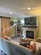 Seven Oaks Bed & Breakfast