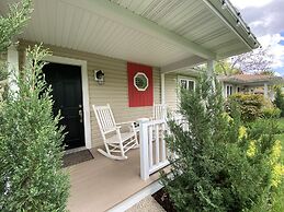 Seven Oaks Bed & Breakfast