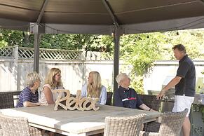 Seven Oaks Bed & Breakfast