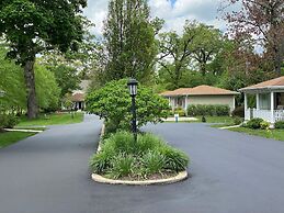 Seven Oaks Bed & Breakfast