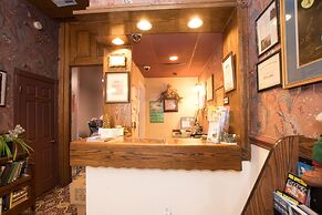 Biltmore Suites Hotel