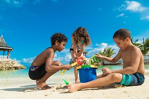 SeaGarden Beach Resort - All Inclusive