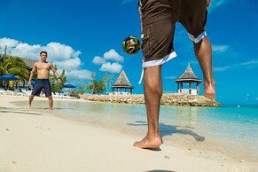 SeaGarden Beach Resort - All Inclusive