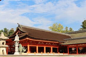 Miyajima Seaside Hotel