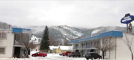 Trail Motel