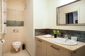 Oxygen Central Apartments